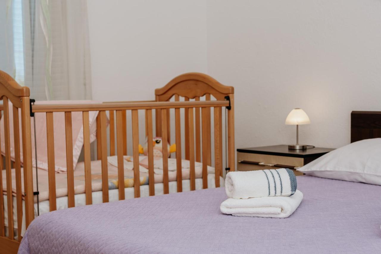 Apartman Neli Vir Exteriér fotografie
